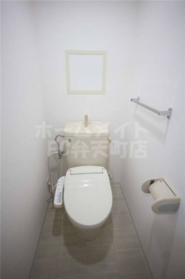 【トイレ】 | ラピュタ九条 | 落ち着いたトイレです