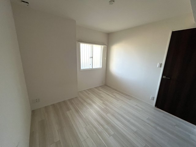 ペルシュ城山の洋室