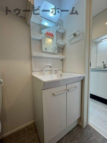 フォレストコート飯能の独立洗面台|独立洗面台あり、毎朝おしゃれに忙しい女性の方におすすめです