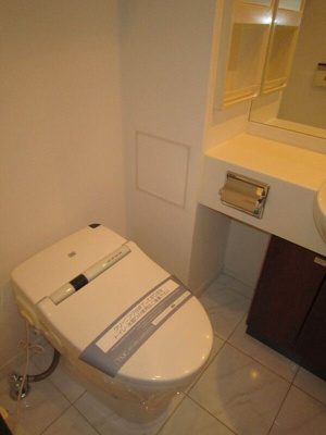 【トイレ】 | ファーストリアルタワー新宿