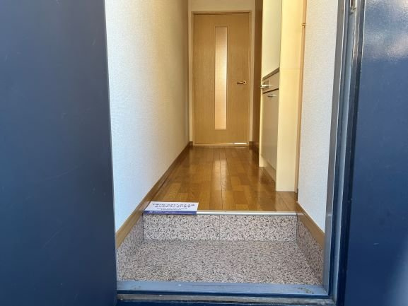 レオパレスえびすの玄関