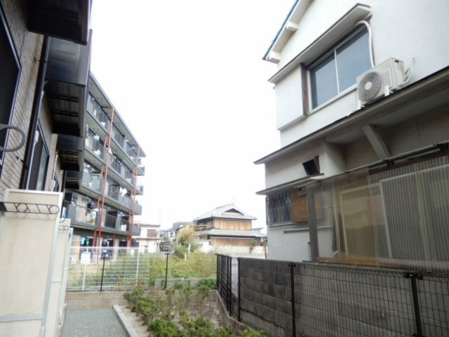 レオパレスＡ＆Ｋ　２２１の玄関