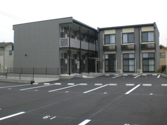 神戸市西区岩岡町西脇のアパートの外観