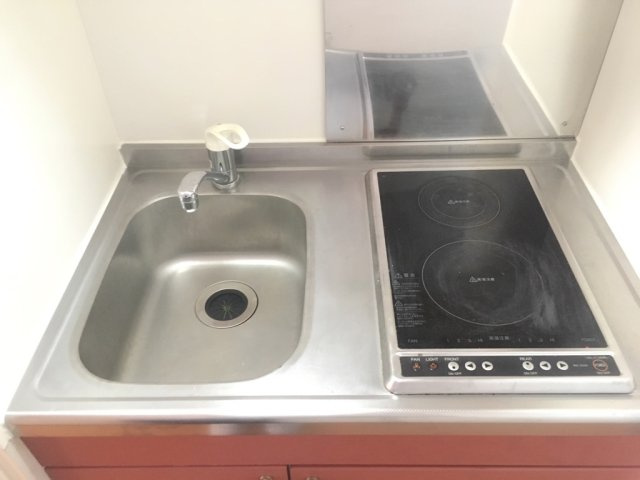 神戸市西区岩岡町西脇のアパートのキッチン|２口電気コンロ