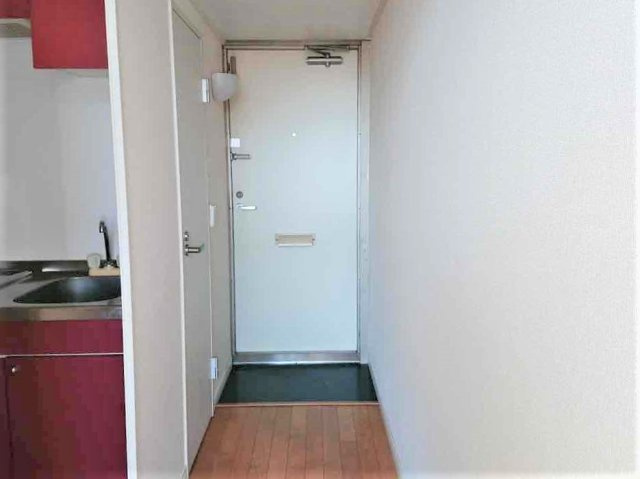 加古郡播磨町南大中２丁目のアパートの玄関