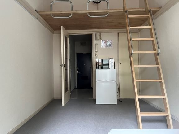 神戸市長田区寺池町３丁目のアパートの寝室