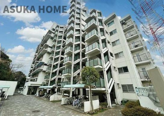 コスモ戸塚リベラヒルズA棟の外観|買い物や公園が徒歩４分にある便利な立地になります。