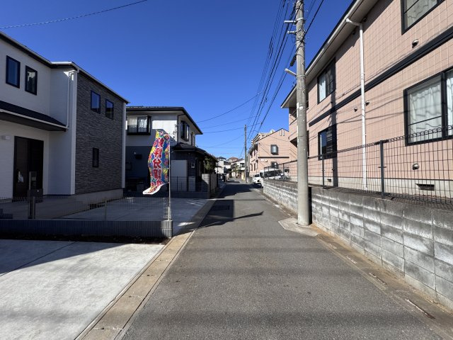稔台3丁目22番の前面道路含む現地写真|北側前面道路
