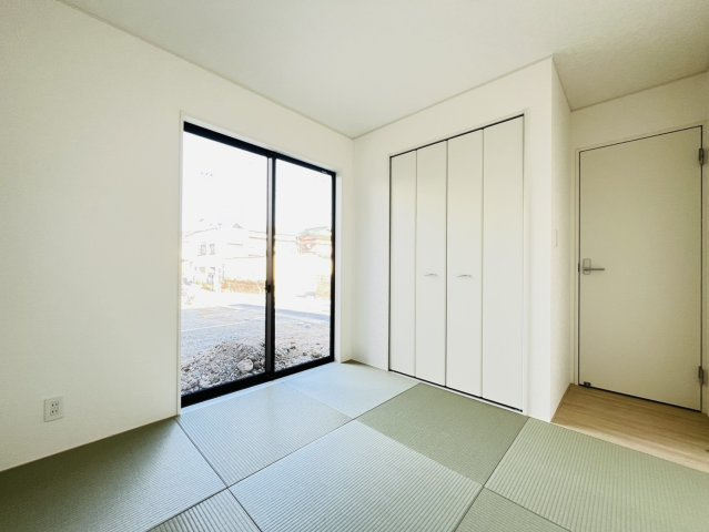 刈谷市小垣江町本郷下22番２、18の各一部『仲介手数料無料』新築戸建ての和室