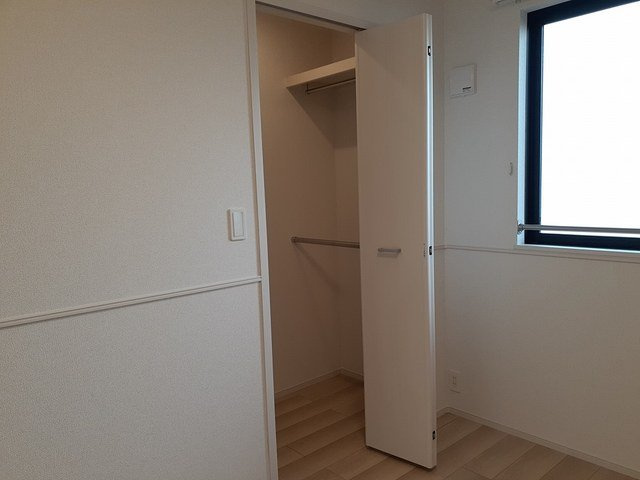 マロン　Ａの収納|こまごまとしたものを収納できそうですね