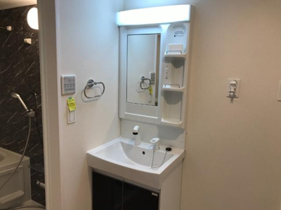 【洗面所】 | ボンヌール・リガシー | 洗髪洗面化粧台