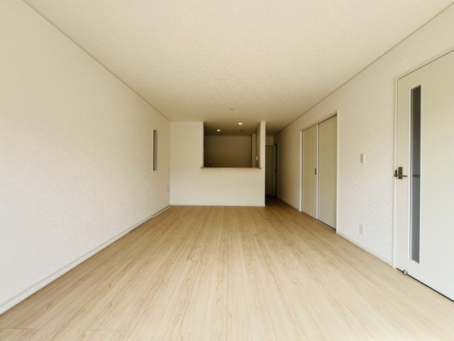 刈谷市小垣江町本郷下22番２、18の各一部『仲介手数料無料』新築戸建ての居間・リビング