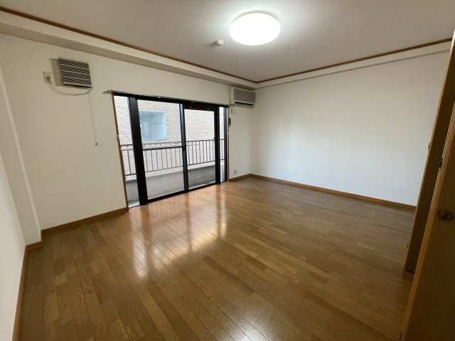 アザレアハイツ蒲池の寝室