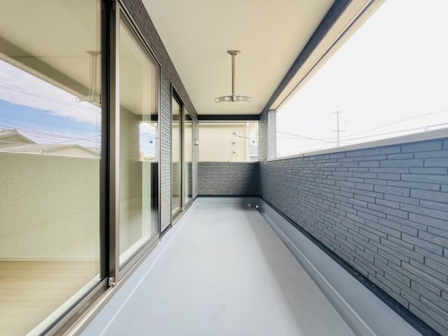 刈谷市小垣江町本郷下22番２、18の各一部『仲介手数料無料』新築戸建てのバルコニー