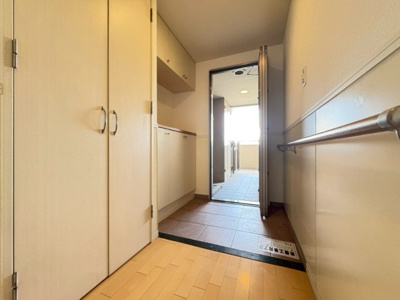 【玄関】 | モンセーヌ蛍池ステーションサイド