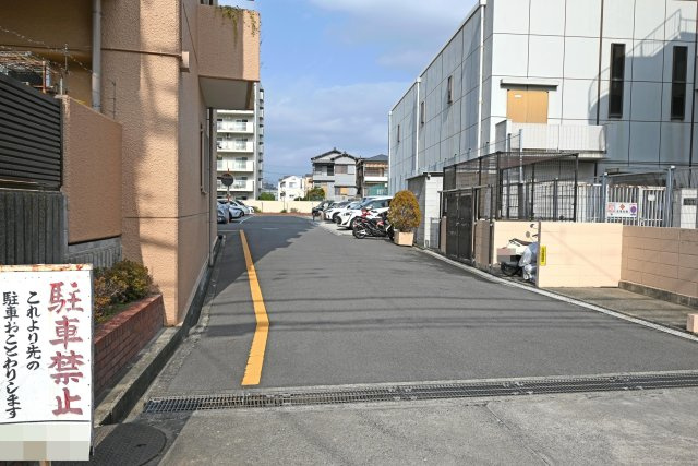 吹田ロイヤルマンションの駐車場|ゴミ置き場が広いです◎