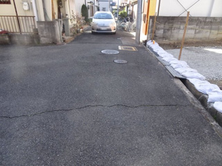 【前面道路含む現地写真】 | 川西市南花屋敷3丁目6の4　建築条件無土地