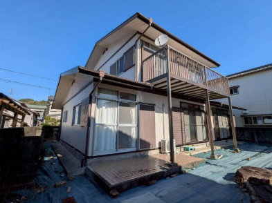 高知市十津　中古一戸建ての外観|バルコニーは日当たり良好です☆