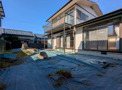 高知市十津　中古一戸建ての外観|日当たりの良い縁側は憩いの場♪