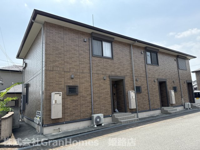 オークスコート西新在家　A棟