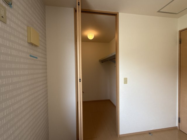 オークスコート西新在家　A棟の収納