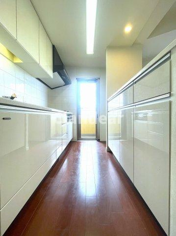 グランシティユーロレジデンス瑞江のキッチン|ドキドキの新生活も、安心してスタート。ぴったりの住まいを見つけませんか？クランディアが一緒に住まい選びをサポートします‼　まずは、お気軽にお問合せください　＃クランディア