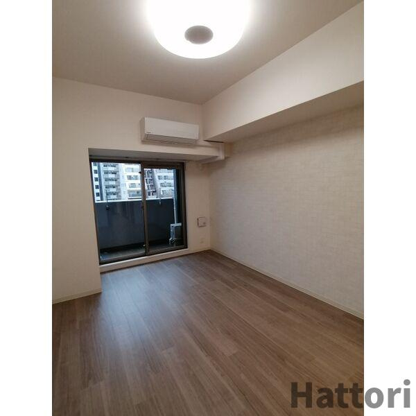 フェニックス新大阪の居間・リビング