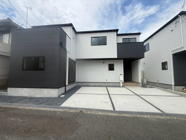 守山市吉身3丁目　新築戸建て
