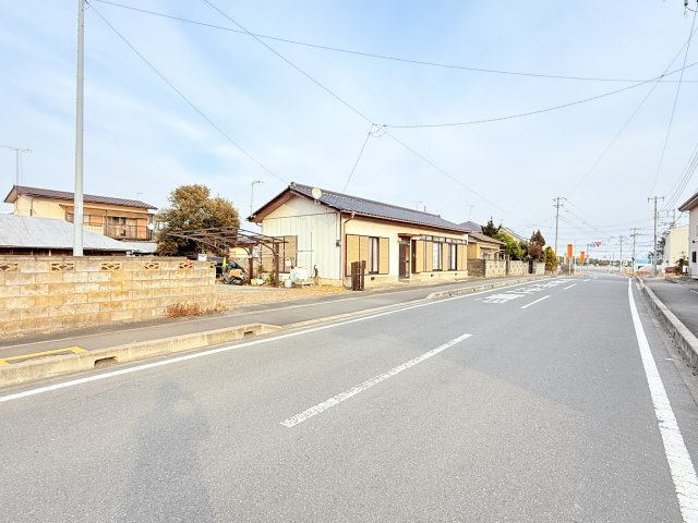 大洗町大貫町平屋中古戸建の前面道路含む現地写真