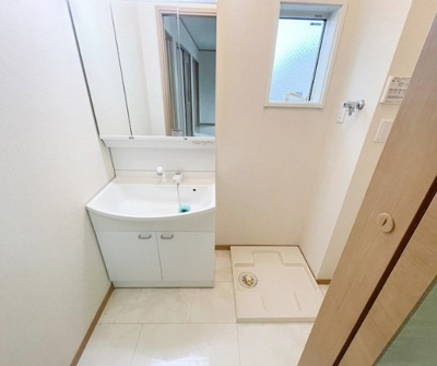 【洗面所】 | Trifle