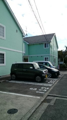 【駐車場】 | ピュアハイムＣ | カースペースがあります