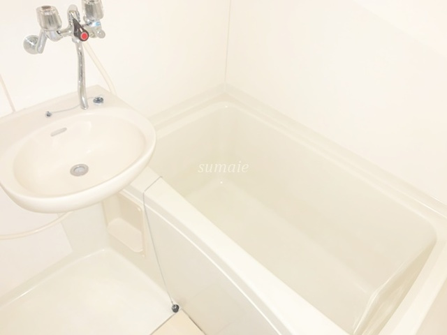 クレードルイダの浴室|バスタブはこんな感じです♪