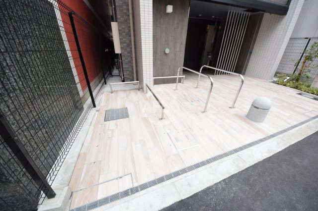 TAT LYON TIMBER TOWNのその他共用部分|TAT LYON TIMBER TOWN　バイク置場