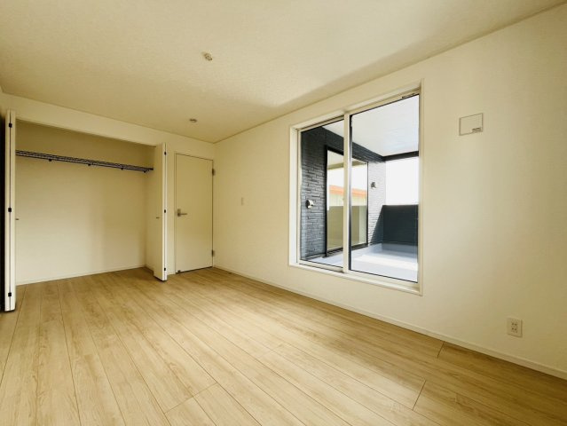 大府市神田町三丁目347番の一部『仲介手数料無料』新築戸建ての洋室