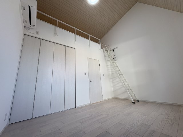 MAKANI長岡京の洋室