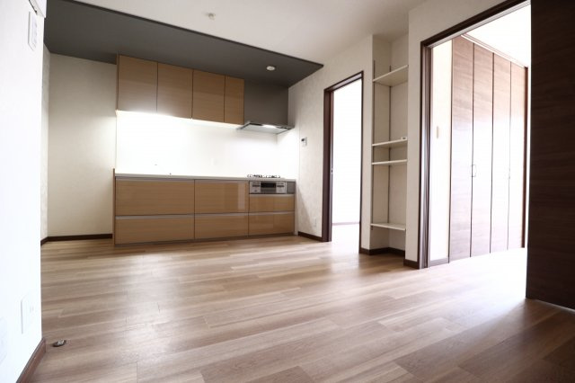 Riso＋miraieジェームス山EASTの居間・リビング