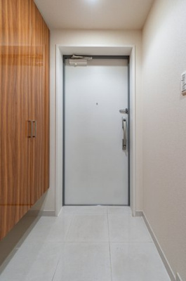 【玄関】 | パークホームズ成増マークレジデンス | ※写真は同タイプ住戸です。