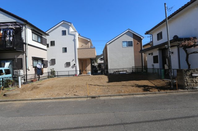 小平市小川町1丁目の外観|１階に水回りを集中した「家事楽動線」PLAN♪