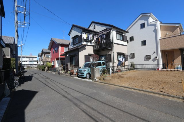 小平市小川町1丁目の外観|リビングイン階段で家族間のコミュニケーションUP♪