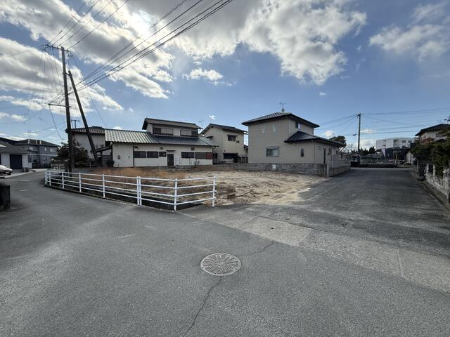 小郡市小郡　売り土地の前面道路含む現地写真|前面道路含む現地写真です