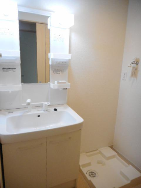 ブリリアントガーデンアゼリアＢの洗面所| 同タイプ類似間取り