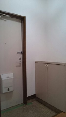 【玄関】 | クレストール森松Ⅱ | きれいな玄関です