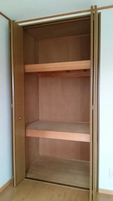 【収納】 | クレストール森松Ⅱ | 便利な収納スペースです