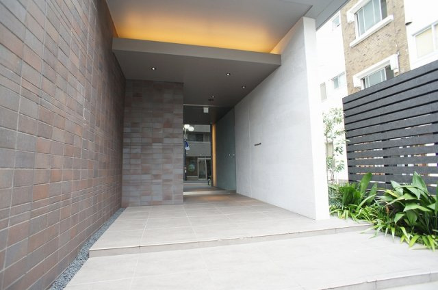 プライムメゾン板橋のエントランス