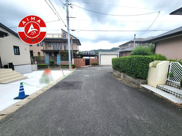糟屋郡宇美町四王寺坂2丁目第1-1棟（1号棟）の前面道路含む現地写真|前面道路です。