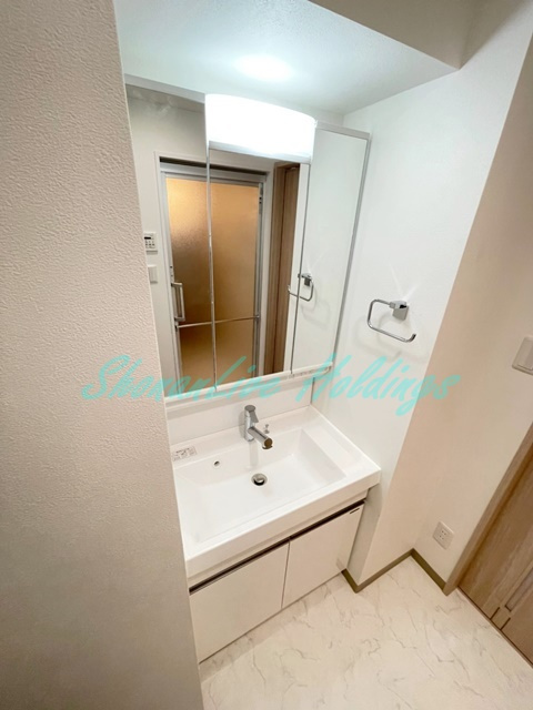 横浜市戸塚区矢部町の賃貸マンションの洗面所