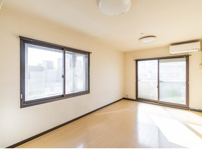 カルム宮崎台の居間・リビング