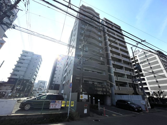 リファレンス天神南の外観|綺麗に整備されている外観です☆