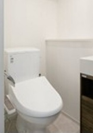 AGRACES小竹向原のトイレ