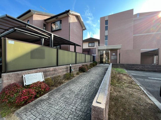 グランデージーのエントランス